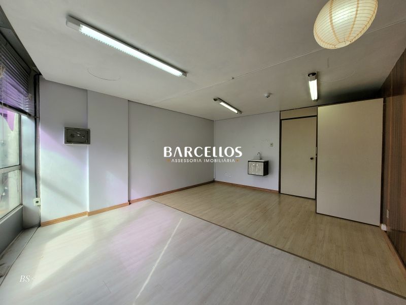 Sala 1d  no bairro Centro em Porto Alegre - Barcellos Assessoria Imobiliária - Porto Alegre - RS 