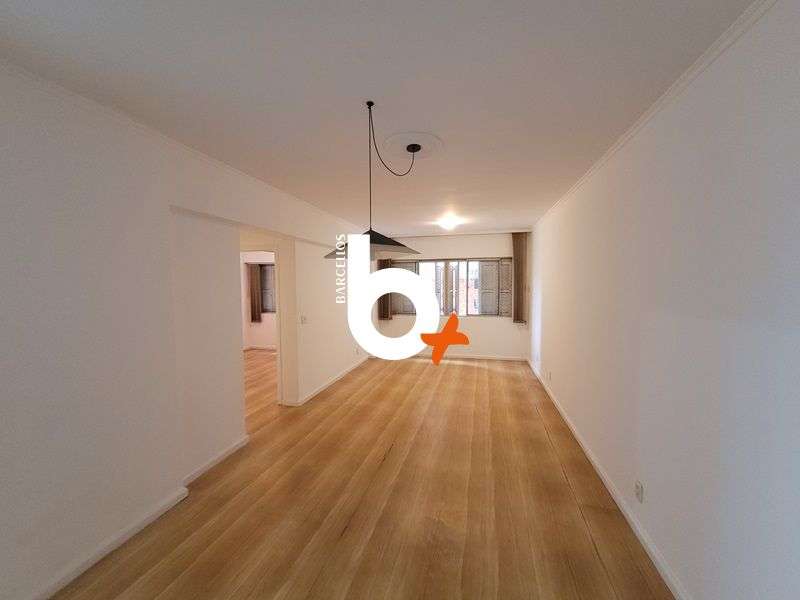 Apto 2d  no bairro Independência em Porto Alegre - Barcellos Assessoria Imobiliária - Porto Alegre - RS 