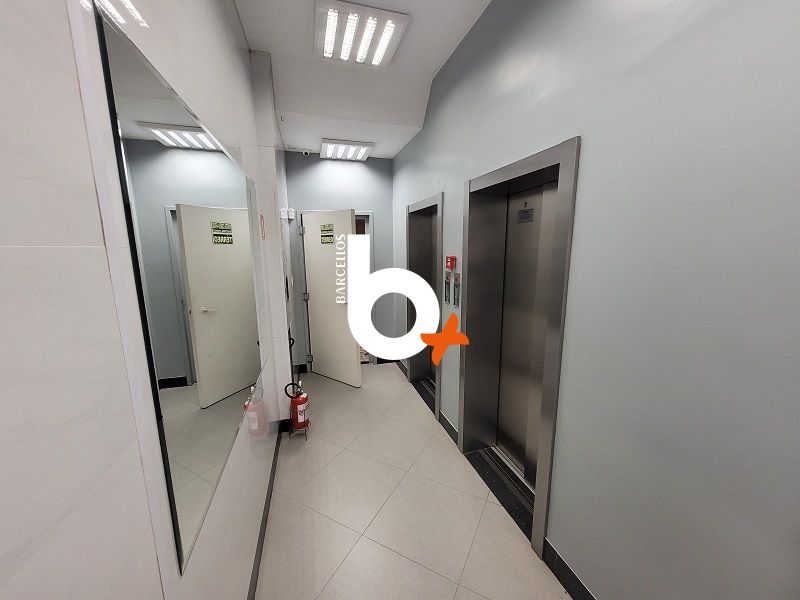 Sala 1d  no bairro Centro em Porto Alegre - Barcellos Assessoria Imobiliária - Porto Alegre - RS 