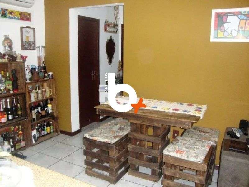 Apto 2d  no bairro Sarandi em Porto Alegre - Barcellos Assessoria Imobiliária - Porto Alegre - RS 