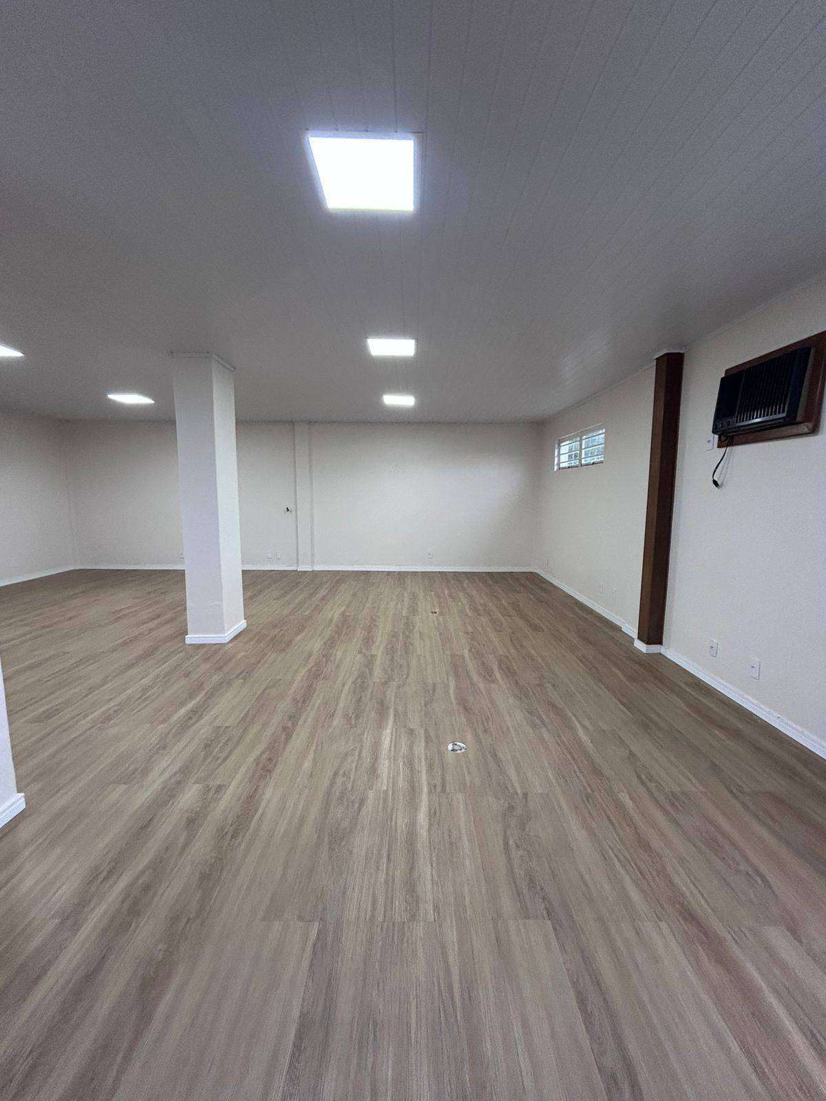 SALA COMERCIAL no Sagrada Família