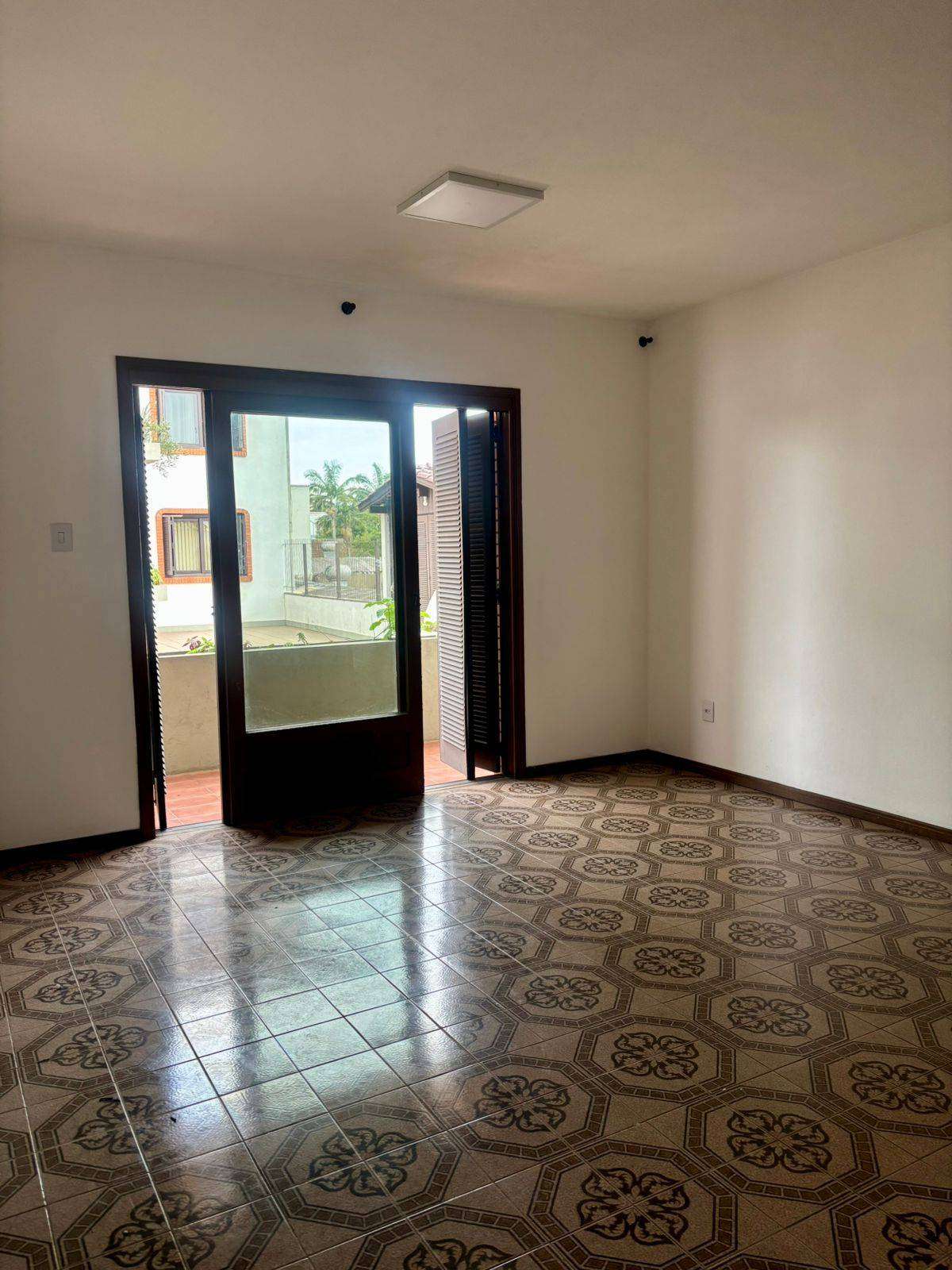 AP 2 DORM. 2 quarto(s)  no Centro