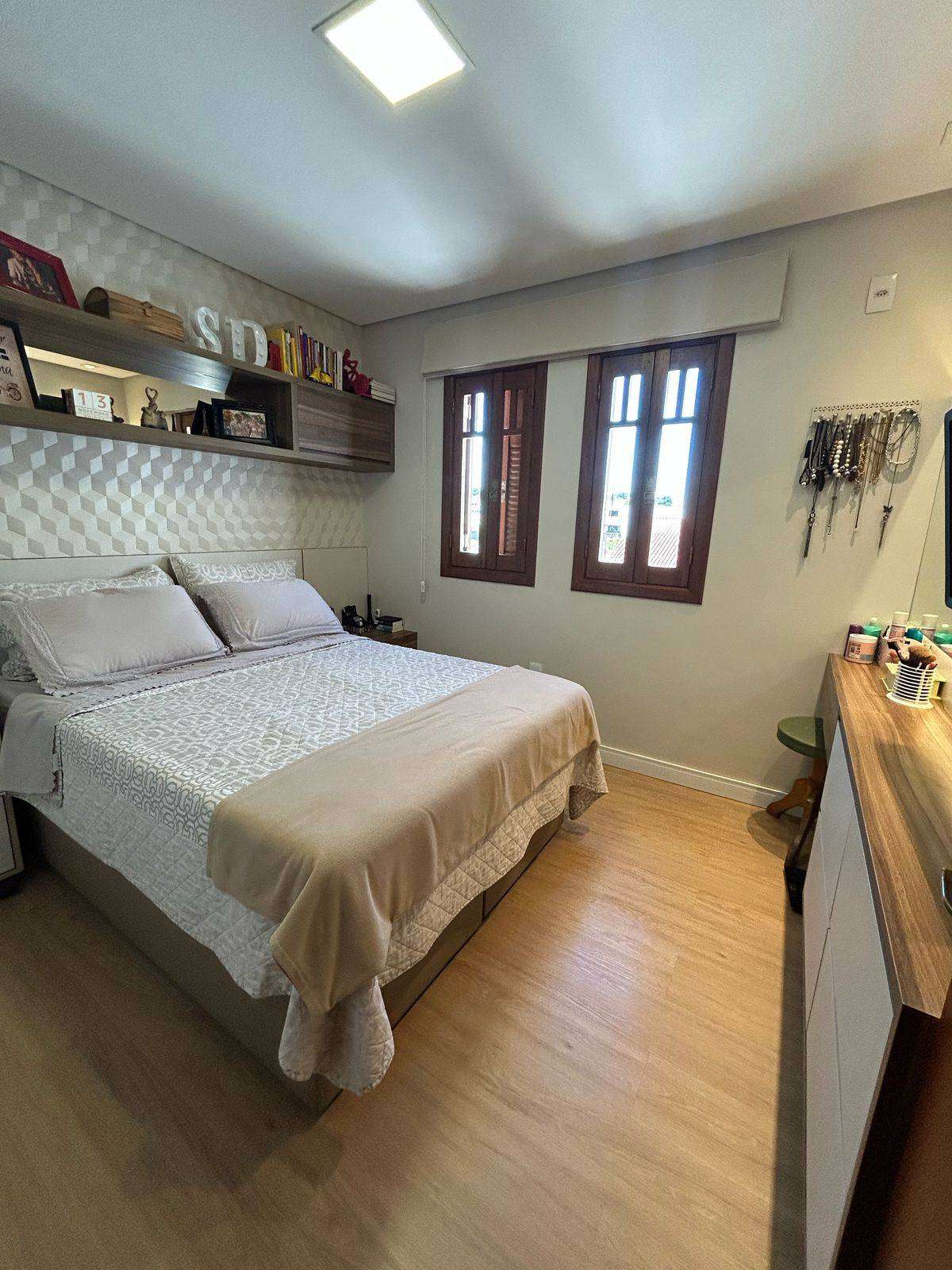 AP 2 DORM. 2 quarto(s)  no Centro