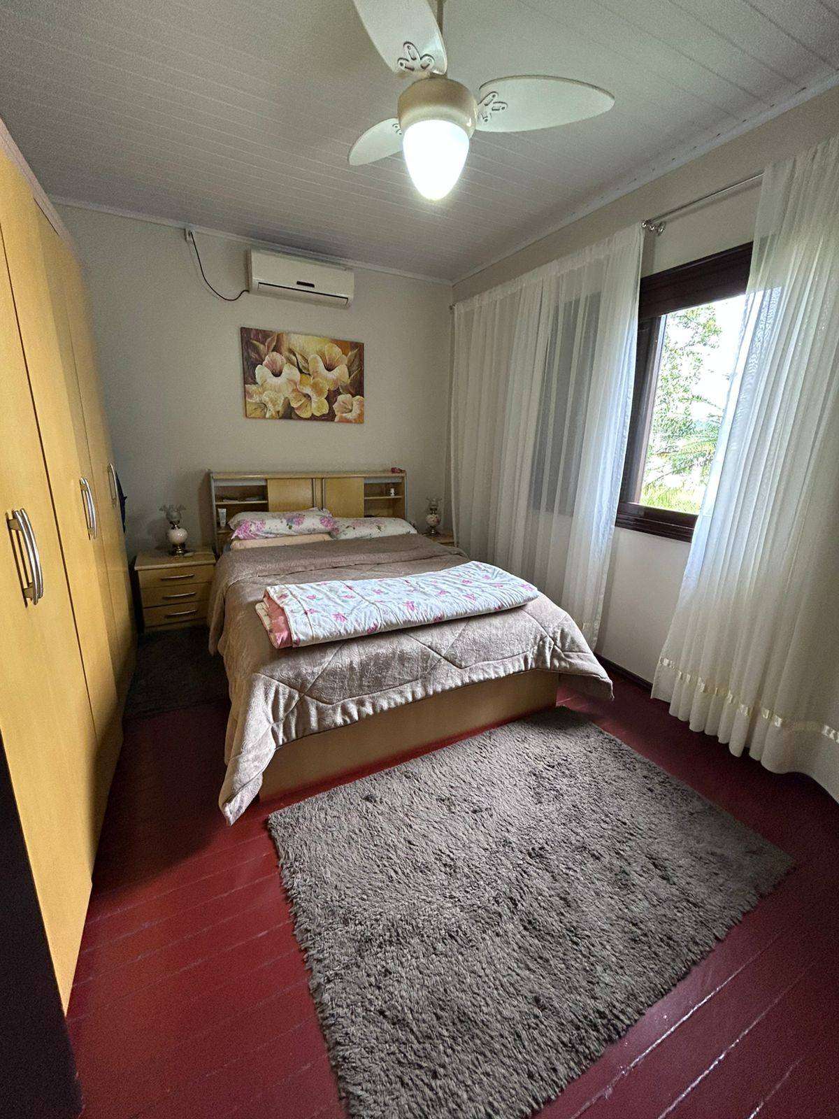 CASA MISTA 3 quarto(s)  no Santa Rosa