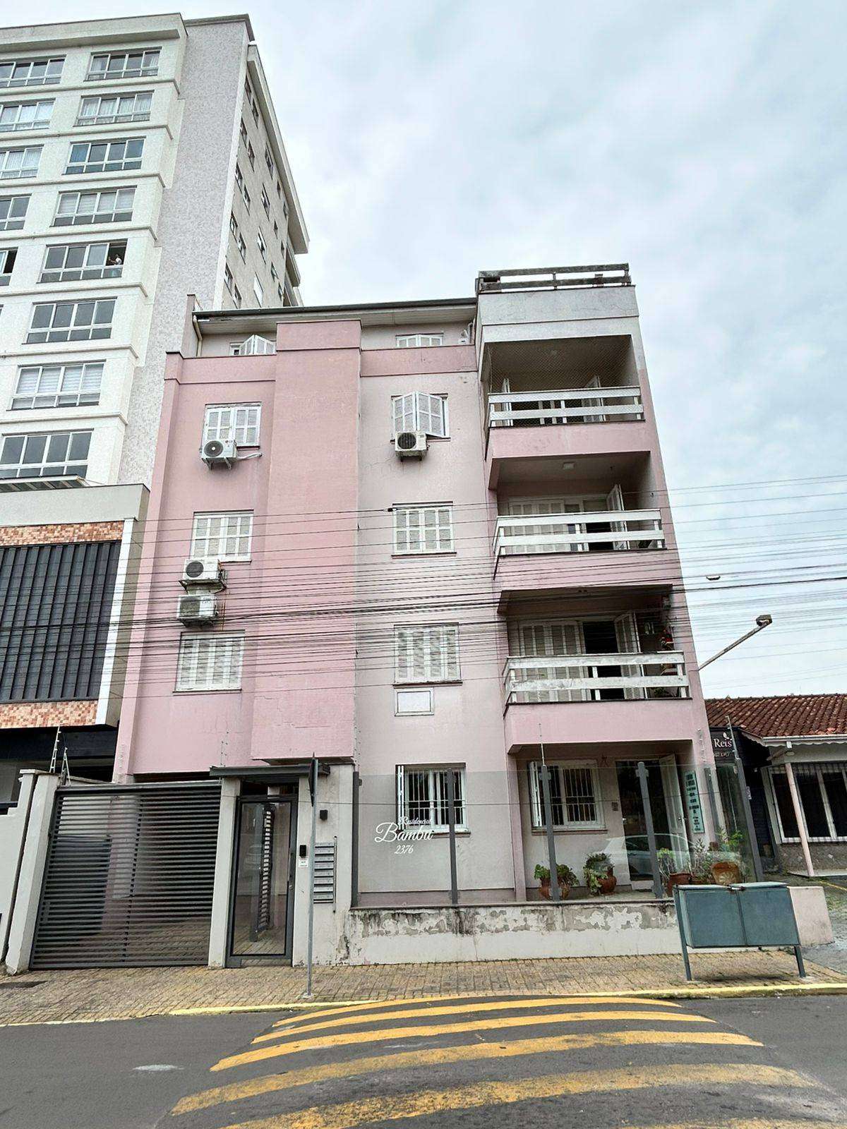 AP 3 DORM. 3 quarto(s)  no Centro