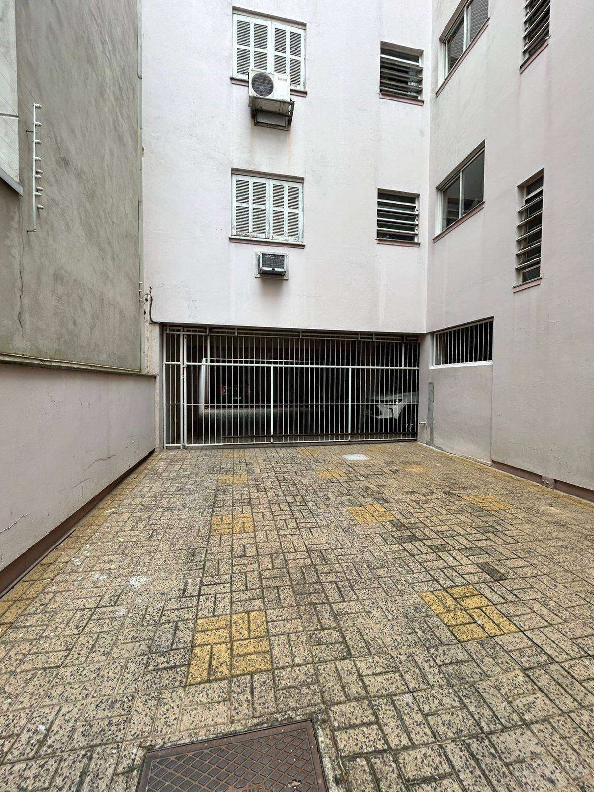 AP 3 DORM. 3 quarto(s)  no Centro