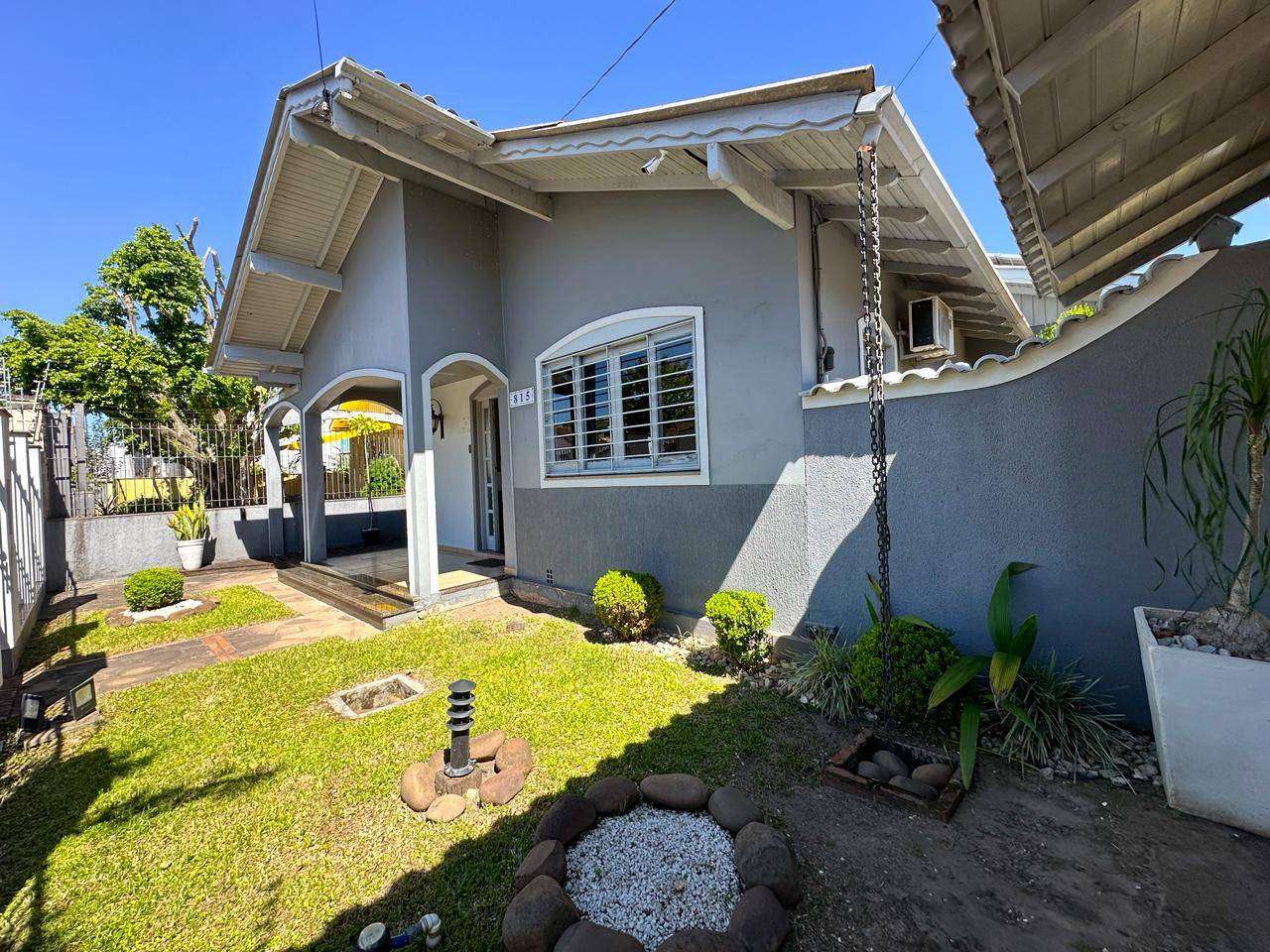 CASA DE ALVENARIA 3 quarto(s)  no Petrópolis