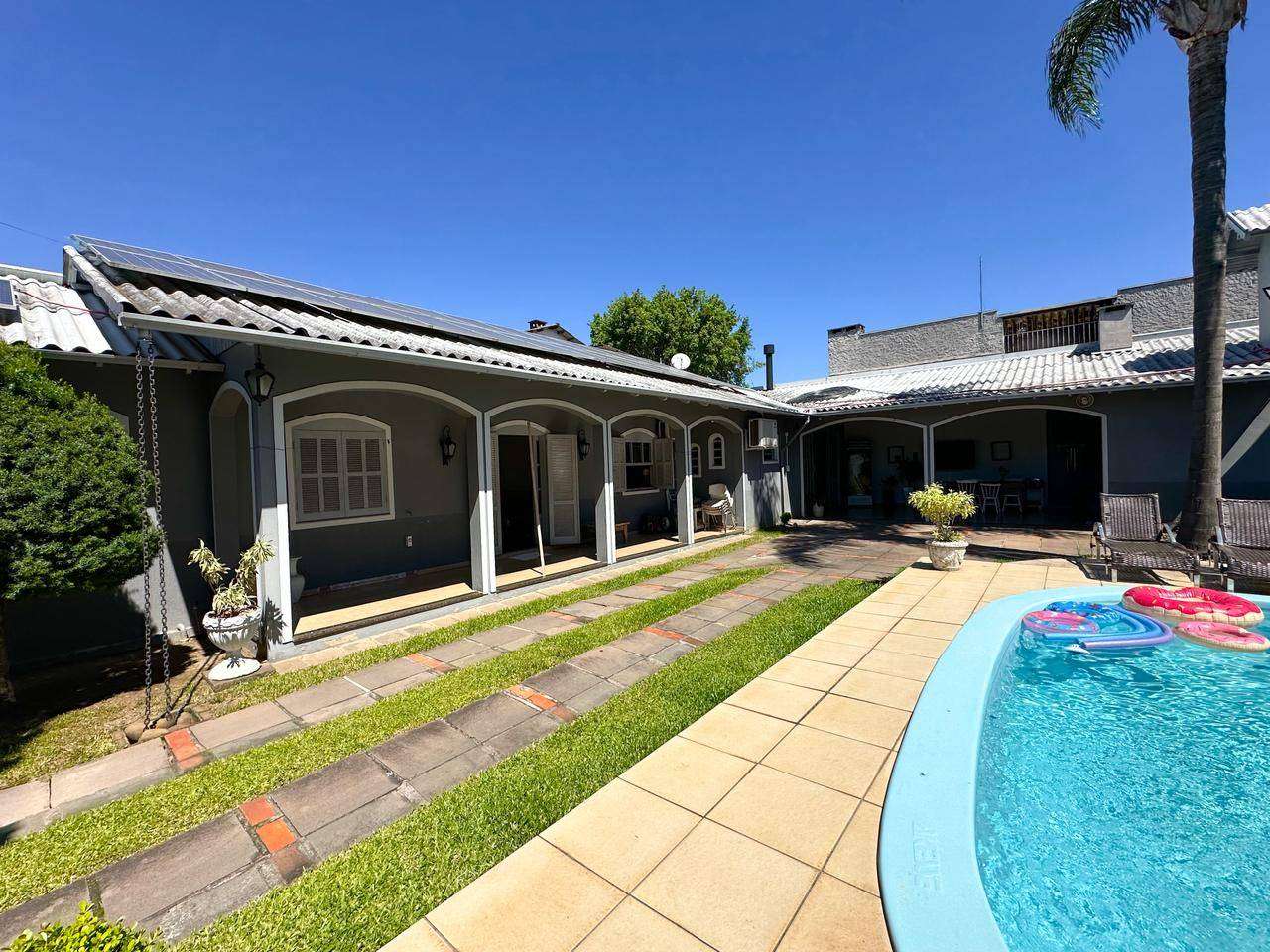 CASA DE ALVENARIA 3 quarto(s)  no Petrópolis