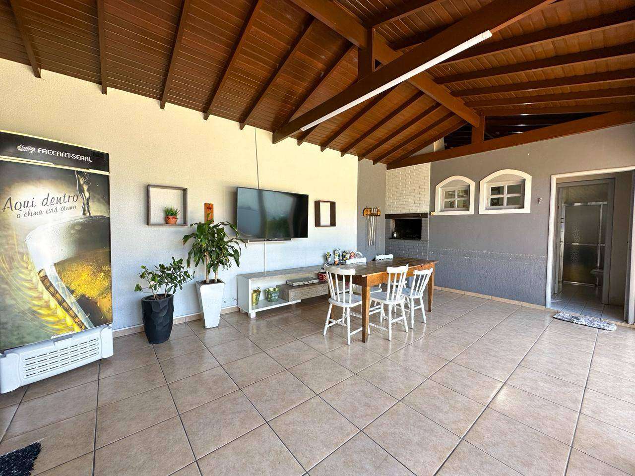 CASA DE ALVENARIA 3 quarto(s)  no Petrópolis