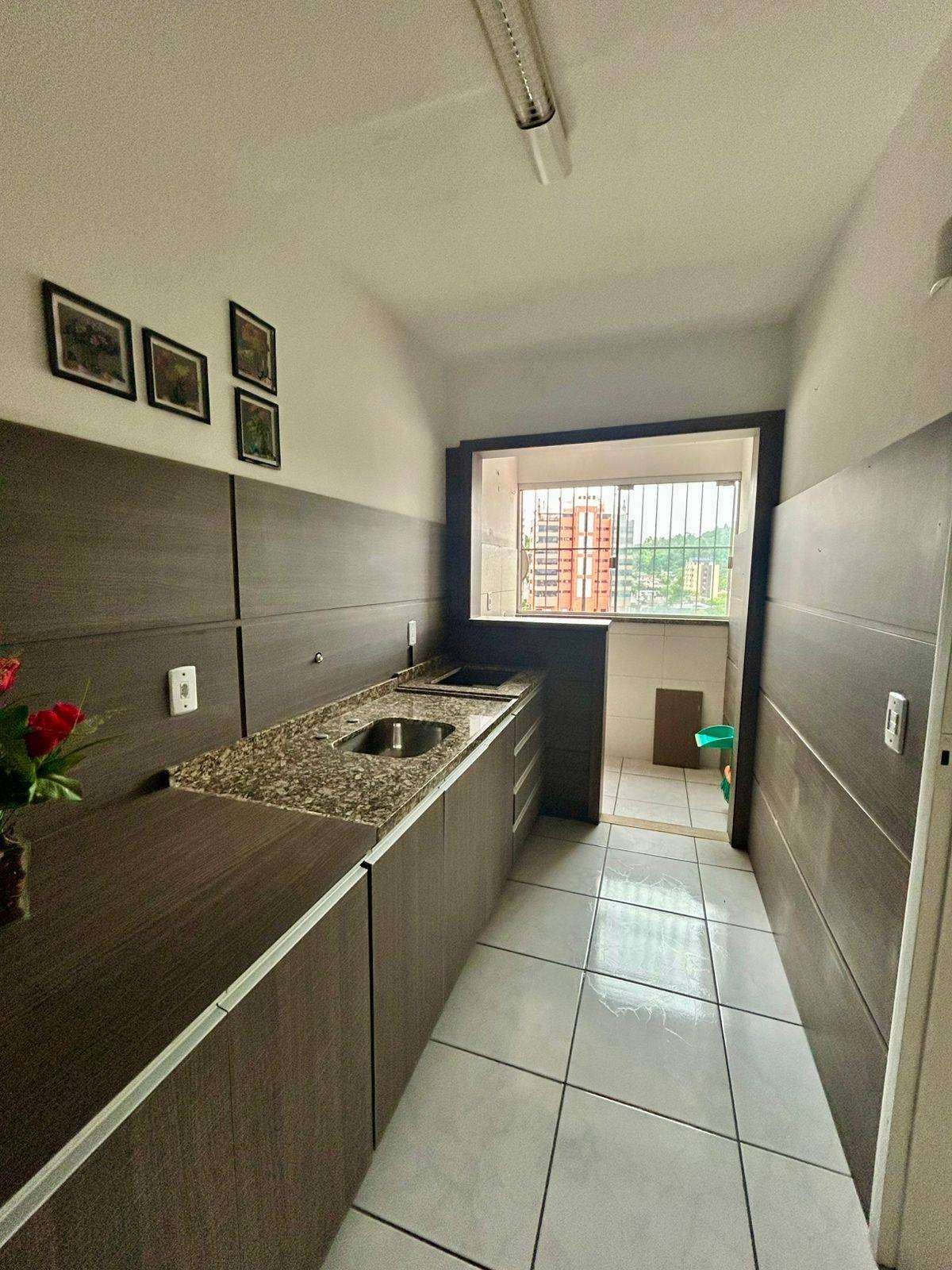 AP 2 DORM. 2 quarto(s)  no Centro