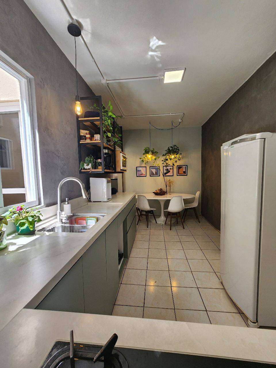 AP 2 DORM. 2 quarto(s)  no Centro