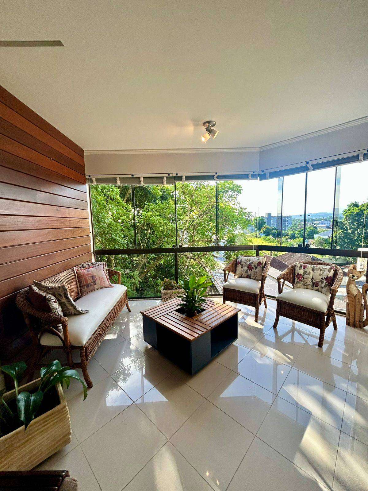 AP 3 DORM. 3 quarto(s)  no Centro