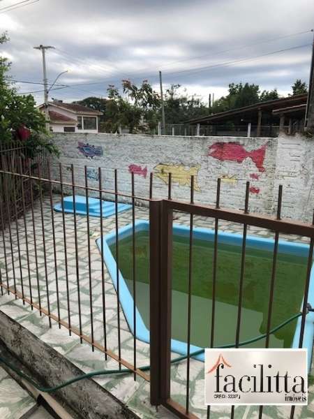 Casa 3 Dormitórios  sendo 2 suítes,  no Petrópolis em Taquara