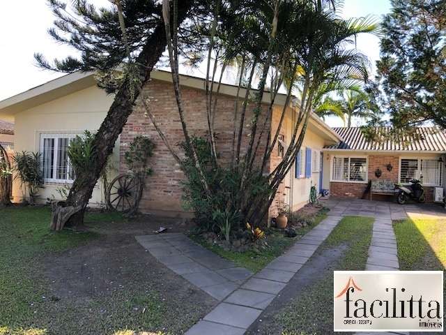 Casa 4 Dormitórios  sendo 2 suítes,  no Jardim do Prado em Taquara