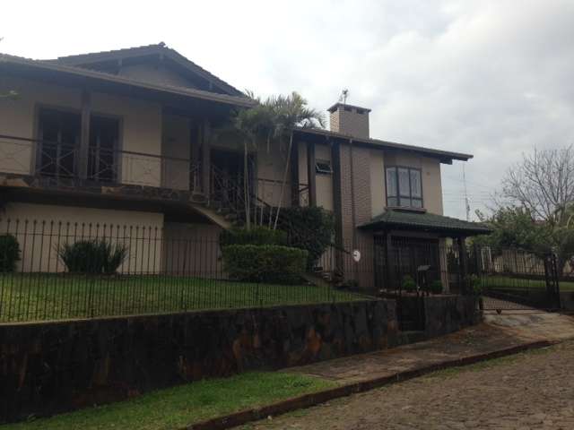 Casa 3 Dormitórios  sendo 1 suíte,  no Santa Terezinha em Taquara