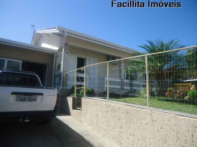 Casa 3 Dormitórios  no Medianeira em Taquara