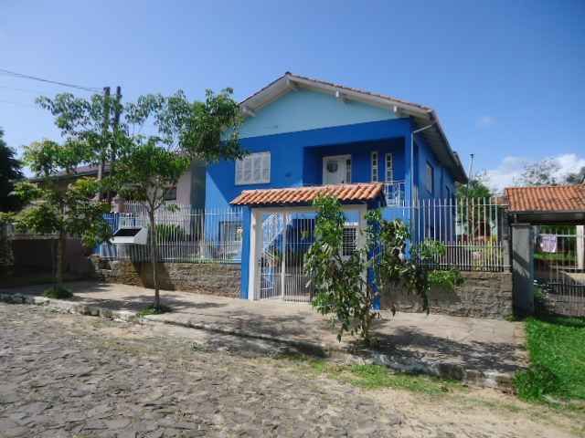 Casa 5 Dormitórios  sendo 1 suíte,  no Petrópolis em Taquara