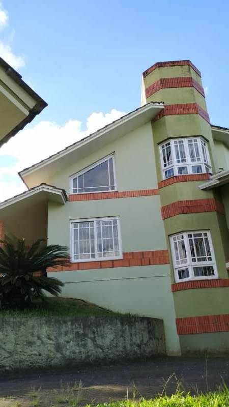 Casa 4d  no bairro Petrópolis em Taquara - Facilita Imóveis, sua imobiliária em Taquara
