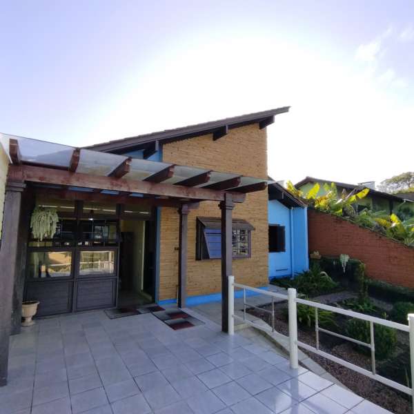 Casa 3d  no bairro Morro do Leoncio em Taquara - Facilita Imóveis, sua imobiliária em Taquara