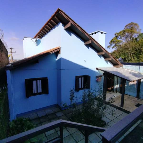 Casa 3 Dormitórios  sendo 1 suíte,  no Morro do Leoncio em Taquara