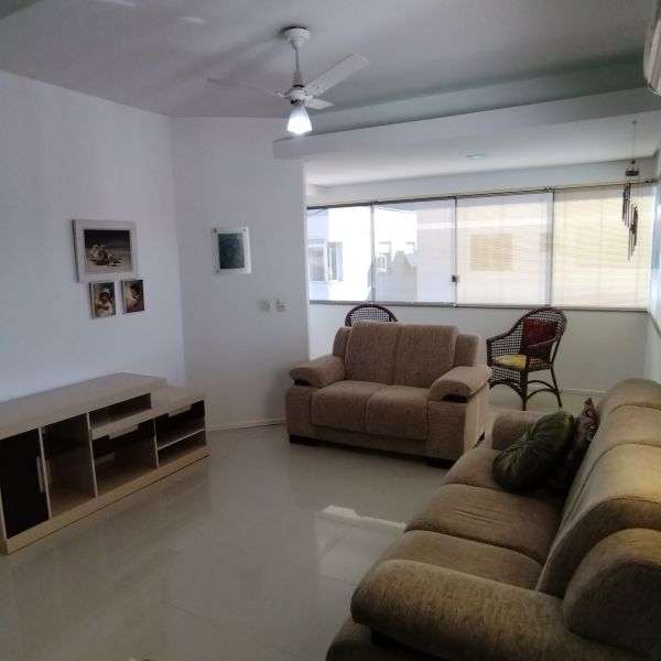 Apartamento 2 Dormitórios  sendo 1 suíte,  no Centro em Taquara