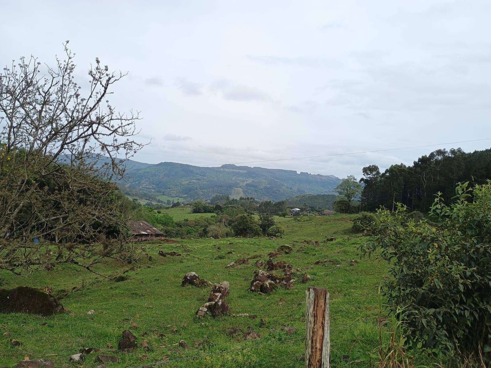 SITIO 2 Dormitórios  no Morro Alto em Taquara