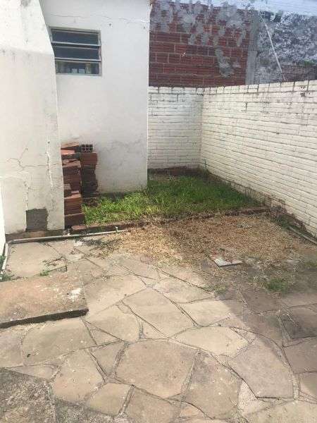 CASA 3 Dormitórios  sendo 1 suíte,  no Jardim do Prado em Taquara