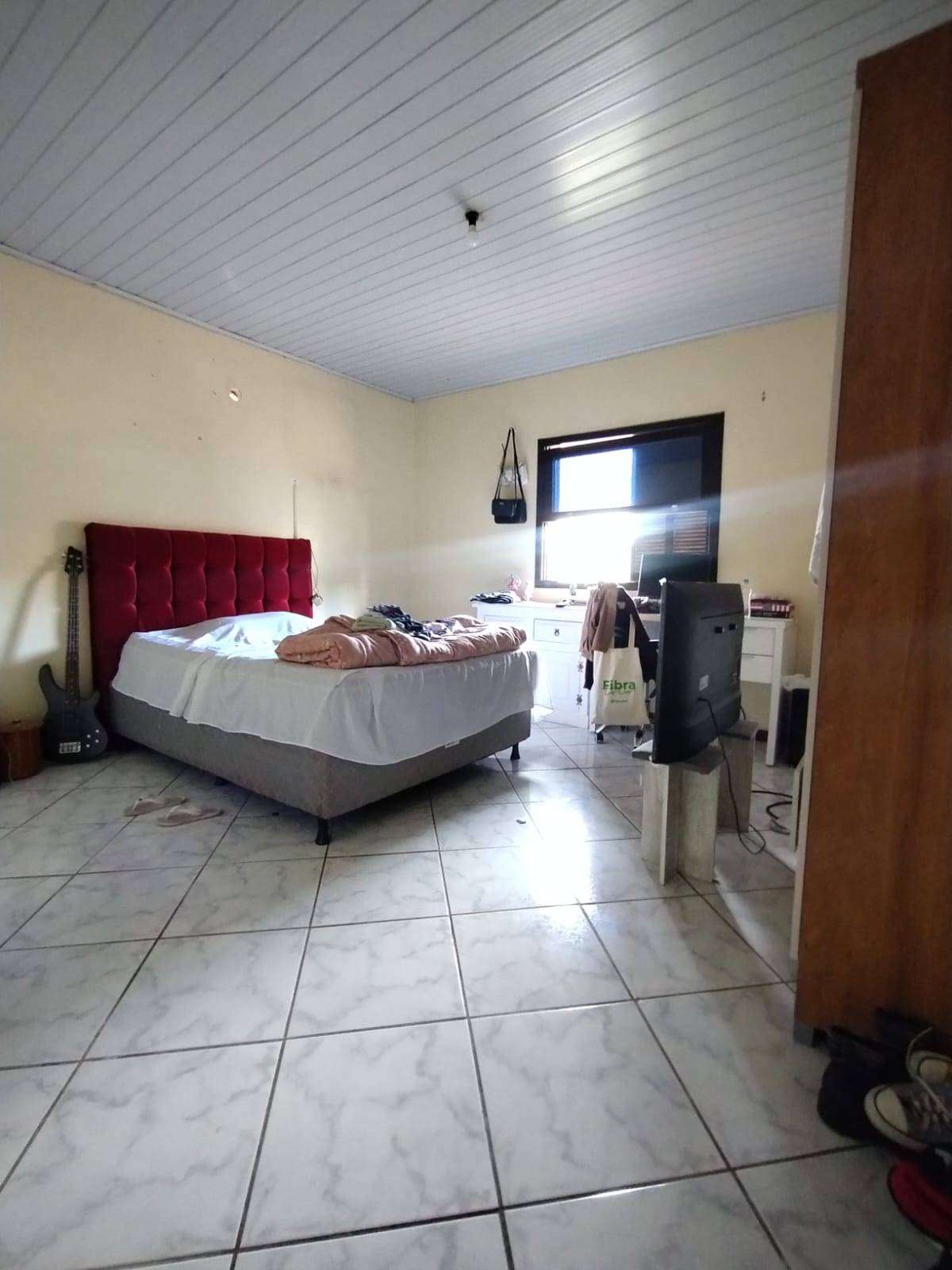 CASA 3 Dormitórios  sendo 1 suíte,  no Jardim do Prado em Taquara