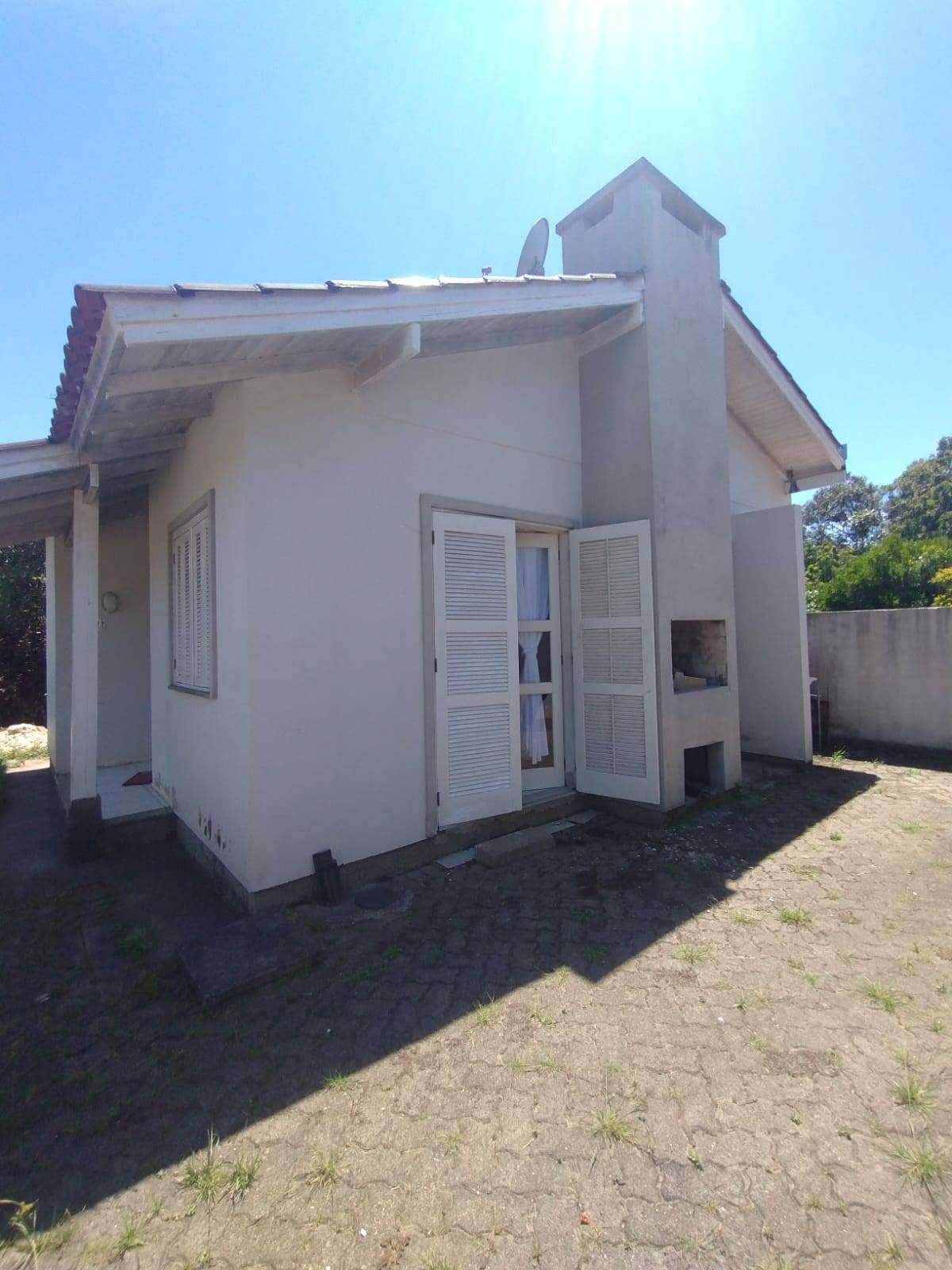 Casa em Condomínio 2 Dormitórios  no Tucanos em Taquara