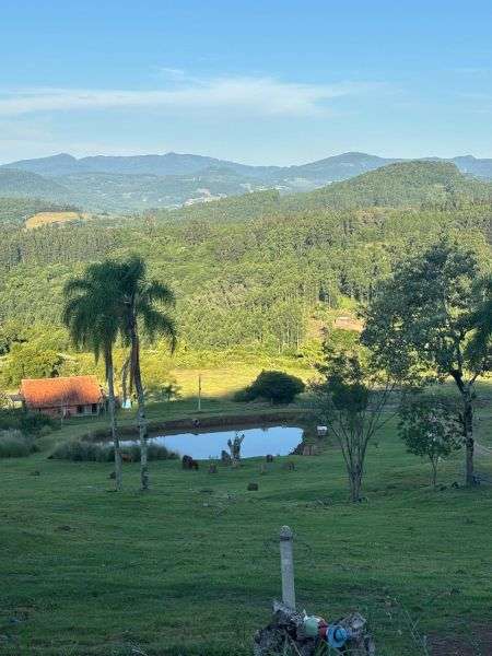 SITIO 2 Dormitórios  no Morro da Figueira em Rolante