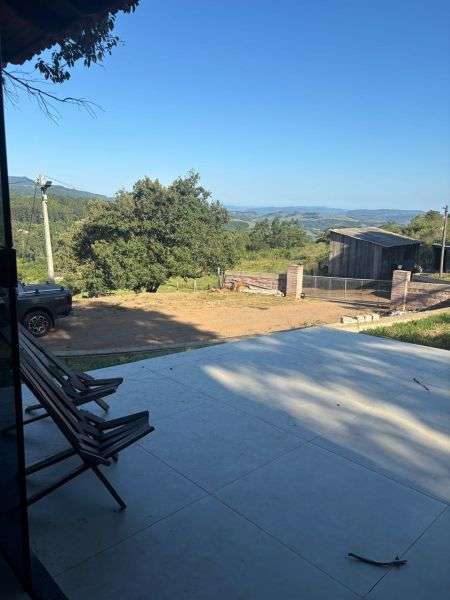 SITIO 2 Dormitórios  no Morro da Figueira em Rolante