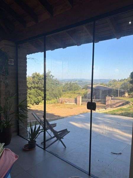 SITIO 2 Dormitórios  no Morro da Figueira em Rolante