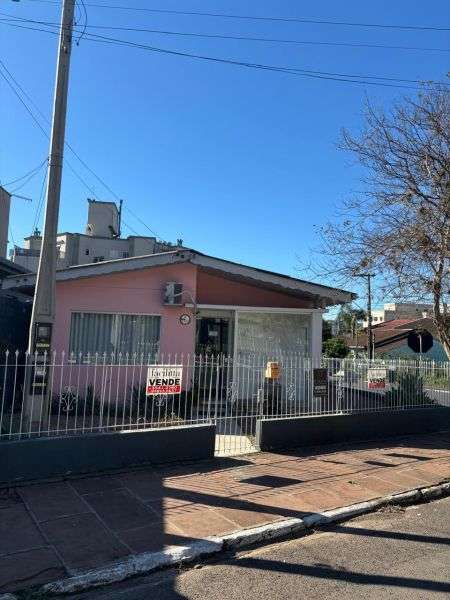 Casa Comercial no Morro do Leoncio em Taquara