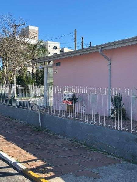Casa Comercial no Morro do Leoncio em Taquara