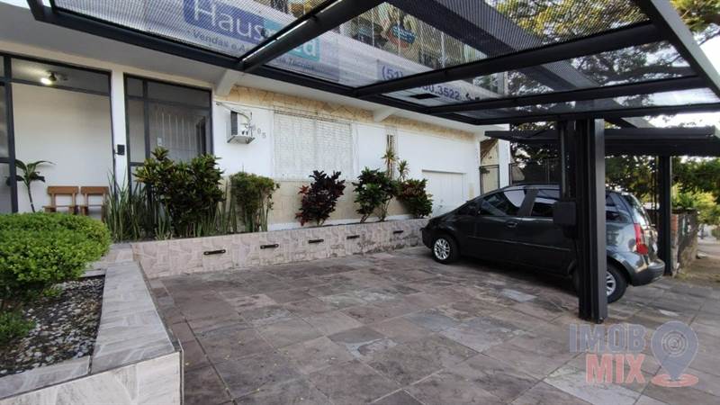 Casa Comercial no Jardim Sabará