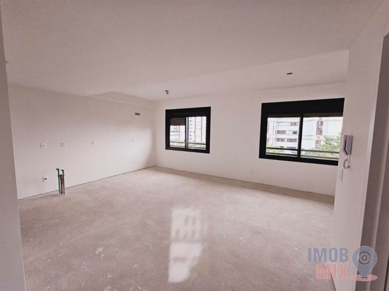 Apartamento a venda em Porto Alegre, bairro Boa Vista.