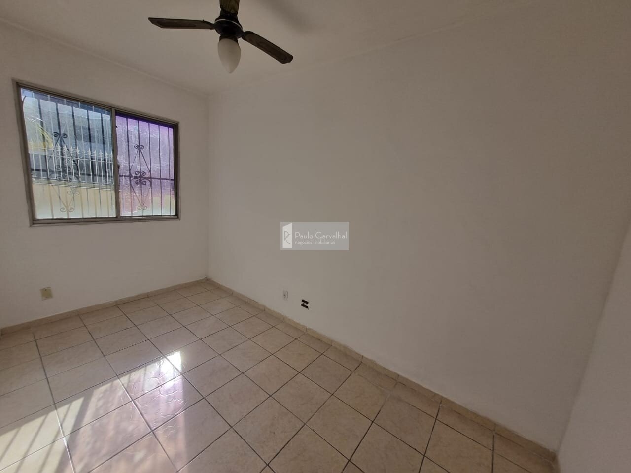 VENDO Apartamento TRREO 2 Qtos, 51m + VAGA - Iraj