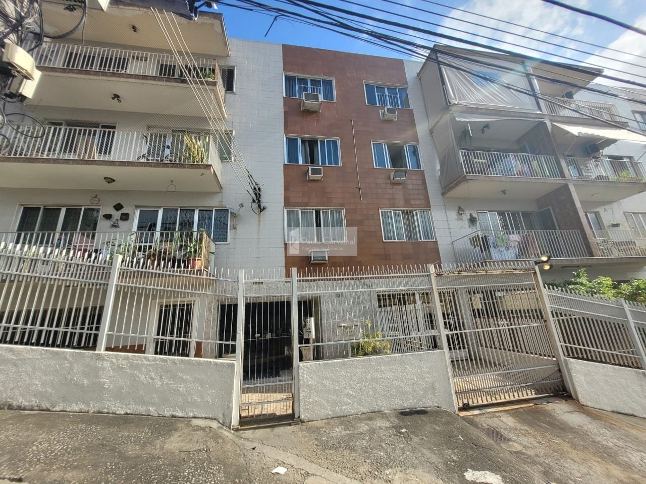 VENDO timo APARTAMENTO 2 Qtos +DEP Completa, 1 VAGA - Penha Circular