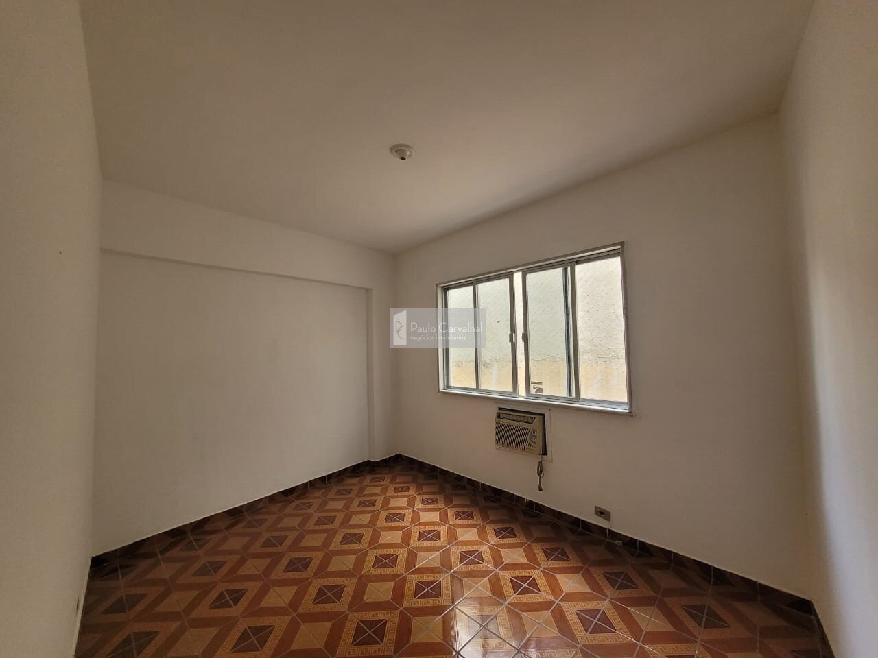 VENDO timo APARTAMENTO 2 Qtos +DEP Completa, 1 VAGA - Penha Circular