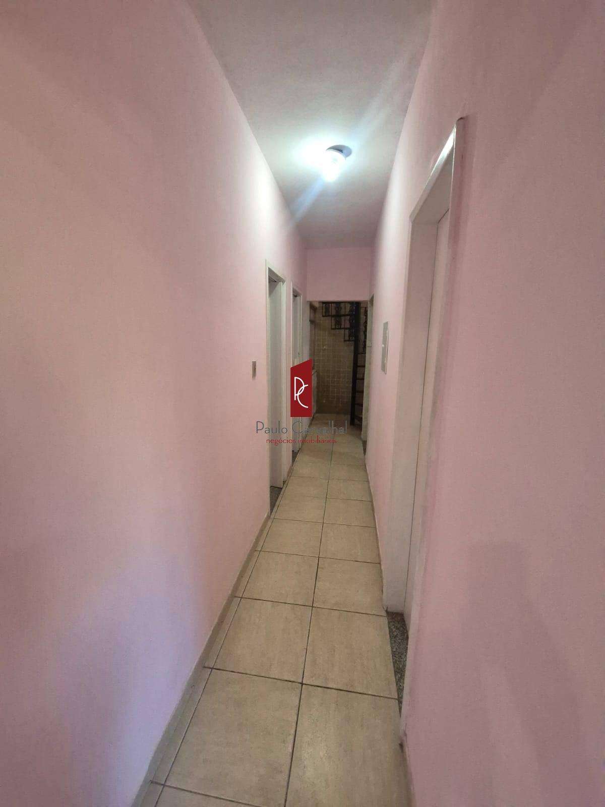 VENDO TIMA CASA 4 Qtos, 90m2 + VAGA - Iraj
