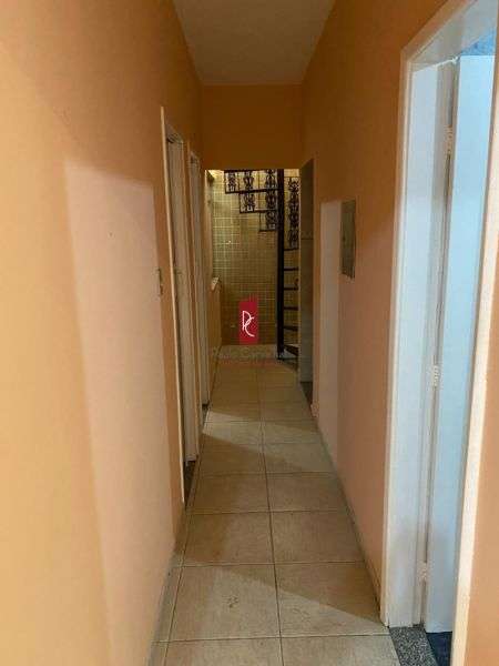 VENDO TIMA CASA 4 Qtos, 90m2 + VAGA - Iraj