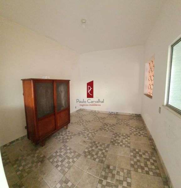 VENDO TIMA CASA 4 Qtos, 90m2 + VAGA - Iraj