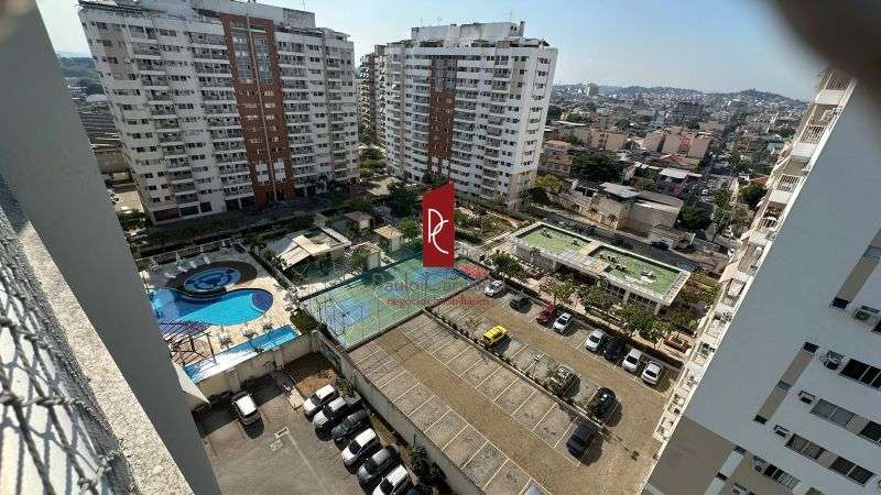 VENDO EXCELENTE APARTAMENTO, 2Qtos, Suíte, 62m2 + 1 VAGA - Vila da Penha
