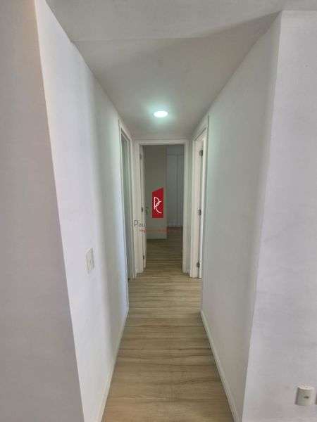 VENDO EXCELENTE APARTAMENTO, 2Qtos, Suíte, 62m2 + 1 VAGA - Vila da Penha