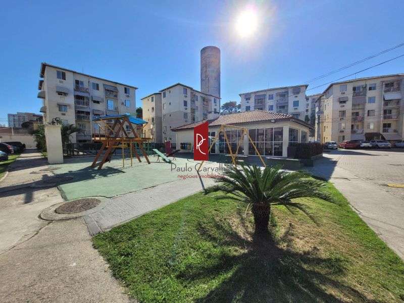 VENDO APARTAMENTO  2Qtos, 45m2 + INFRA do condomnio - Parada de Lucas