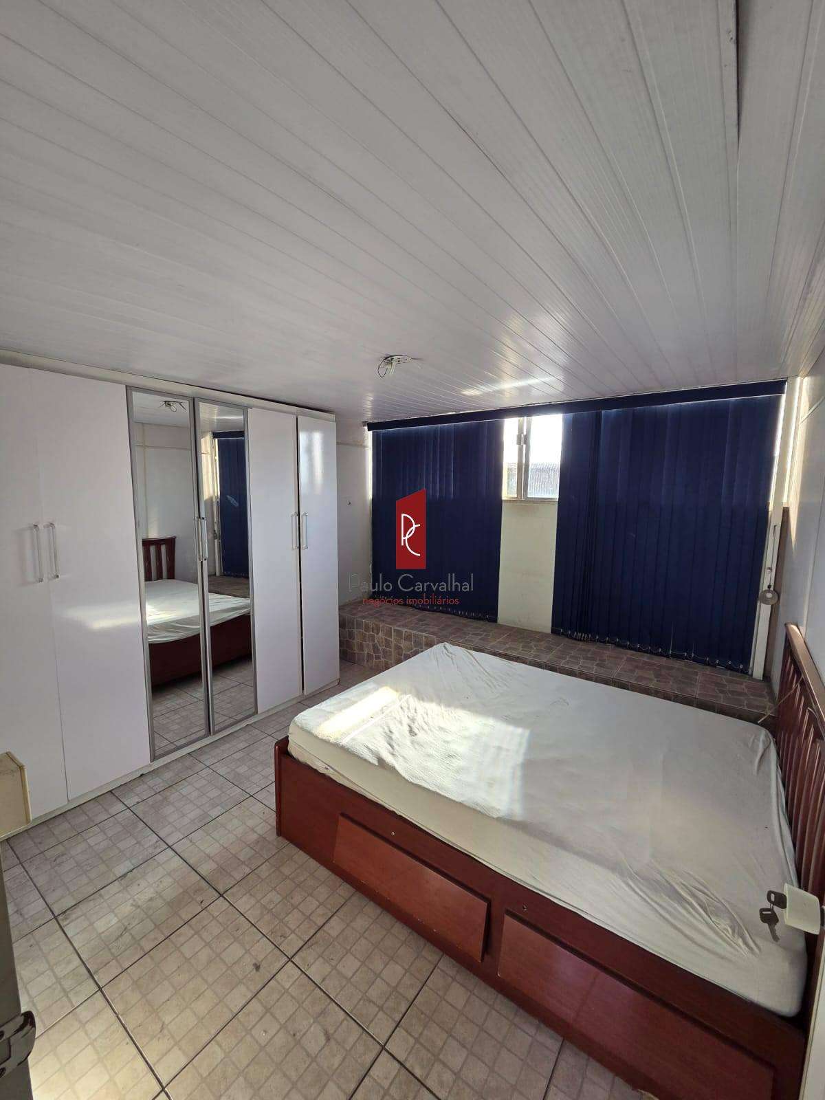 Oportunidade Única na Vila da Penha! Casa Triplex com 271m², 5 Quartos, Suíte e Área de Lazer Completa!