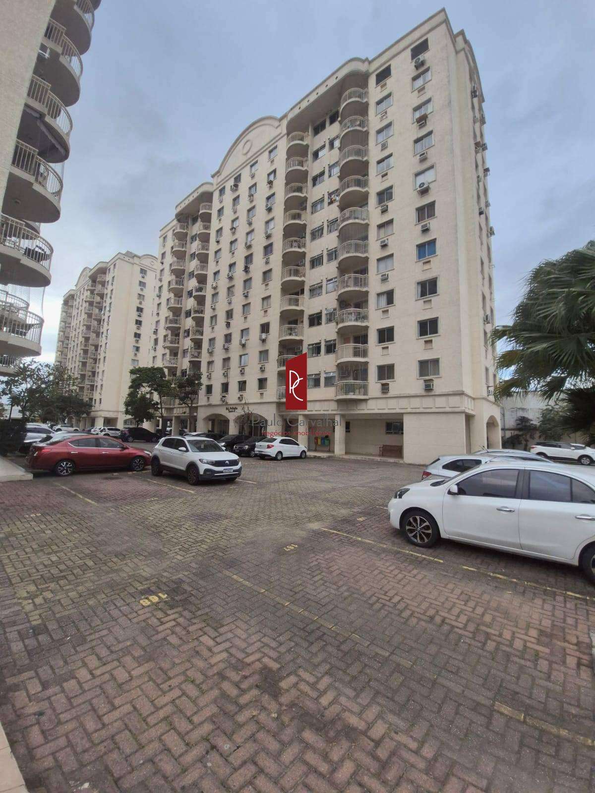 Lindo apartamento  venda no Condomnio Vila Florena, Vila da Penha!