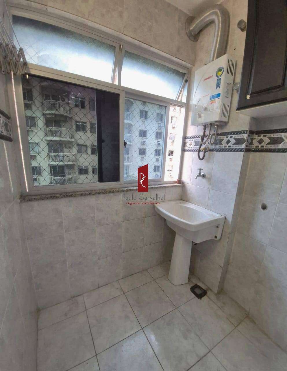 Lindo apartamento  venda no Condomnio Vila Florena, Vila da Penha!