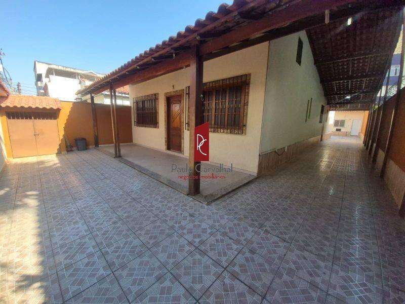 VENDO CASA LINEAR 4 Qtos, Sute, 118m e 3 vagas de garagem - Vila da Penha