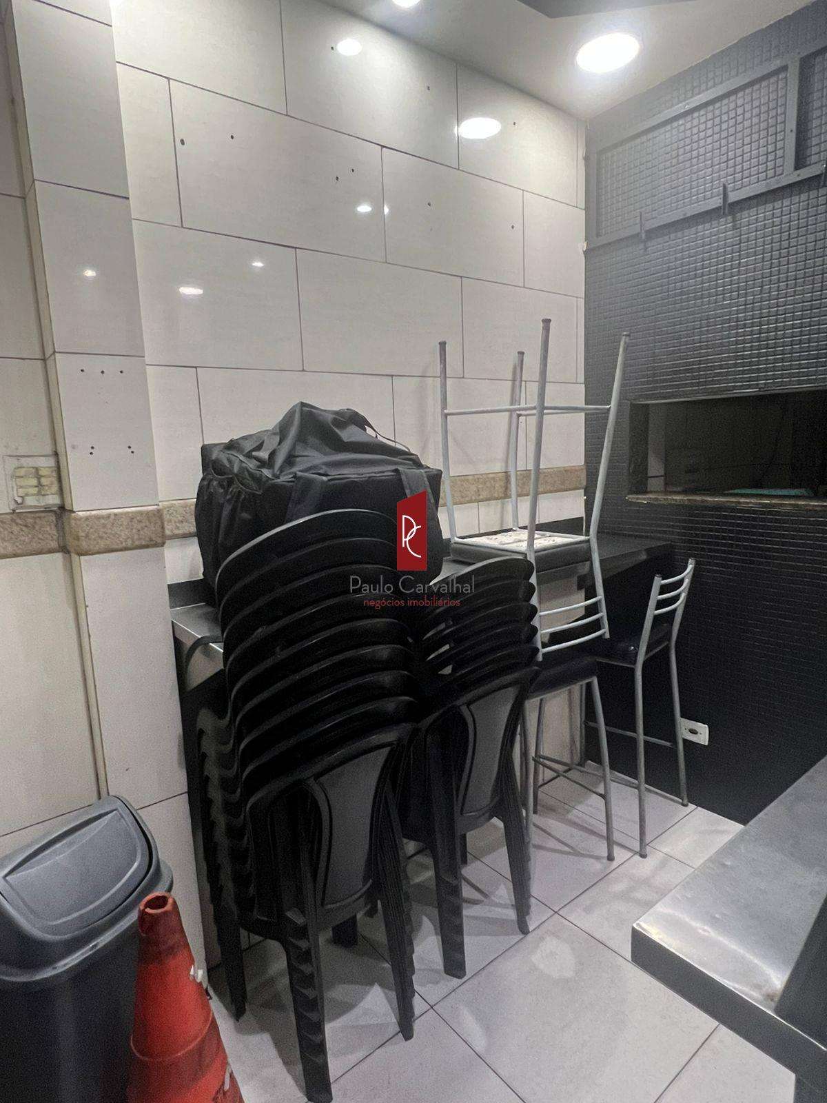 Excelente oportunidade na Penha! Loja de frente com 2 andares, perfeita para Hamburgueria!